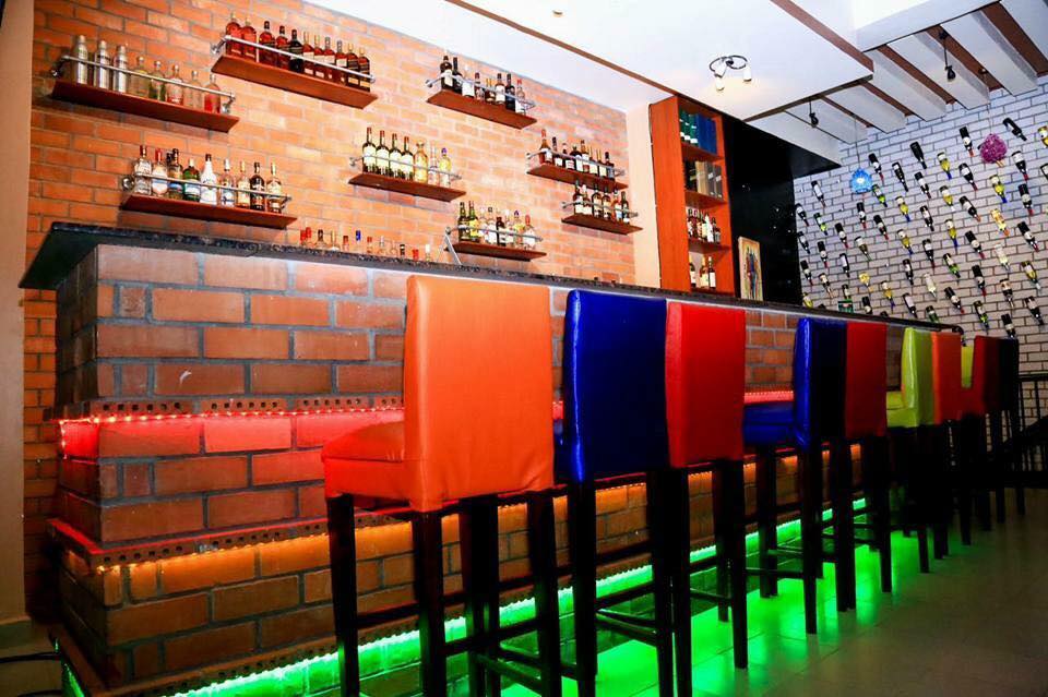 Cosmo Bar & Lounge Top Bar and Restaurant in Kampala Uganda, Great place to dine and drink beer, Great Food and Drinks, Grilled food, Great place to chille with mates, Great Venue for Private Beer and Wine Parties, Drinking and Dancing, Cocktail Bar, Lounge Bar, Party Bar, Restaurant, Bar, Lively DJ Nights, Great Music, Bar and Lounge, Delicious food in Kampala Uganda